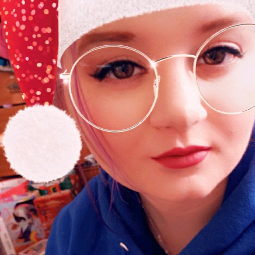 Meet your Posher, Caitlynn